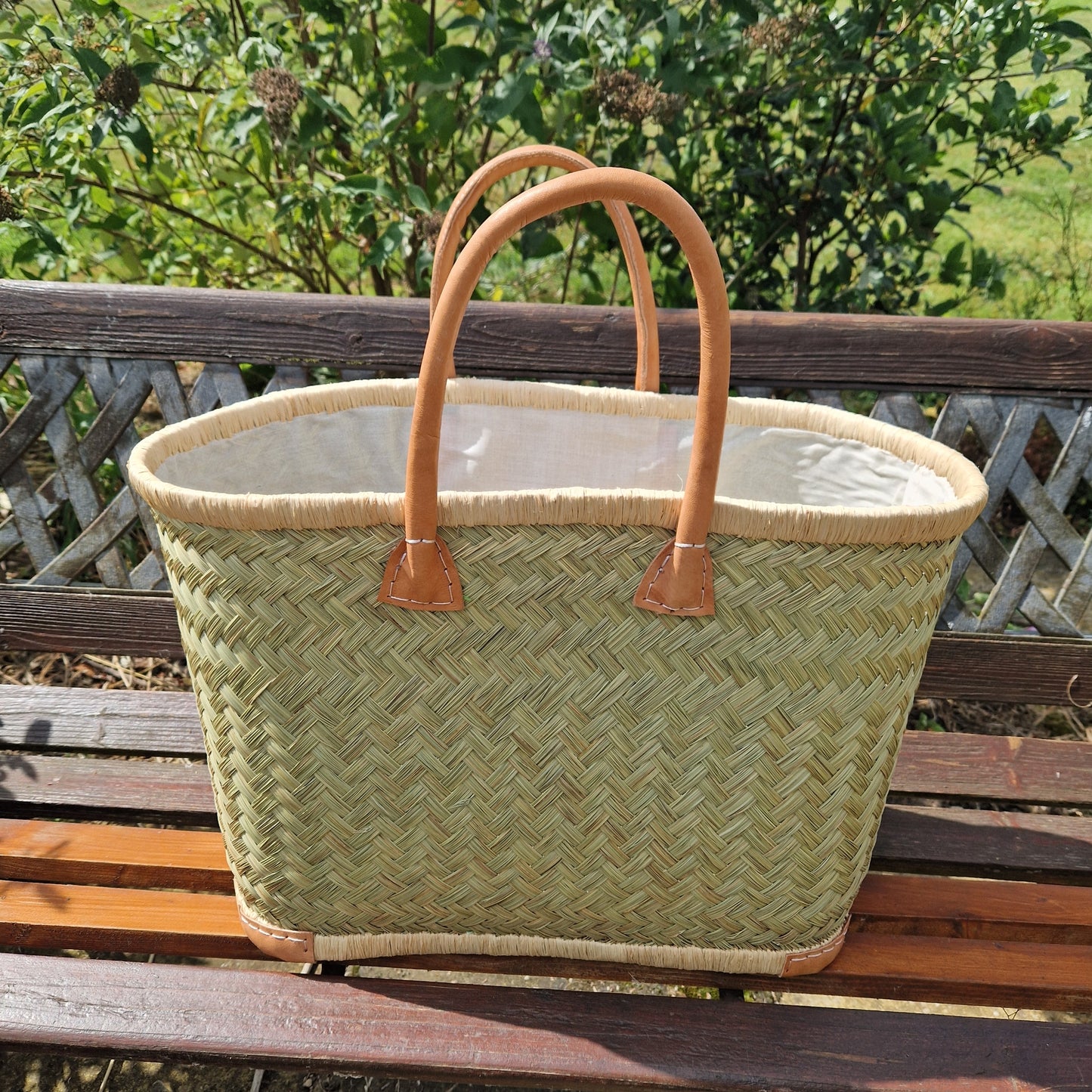 Panier à provisions avec cordon de serrage