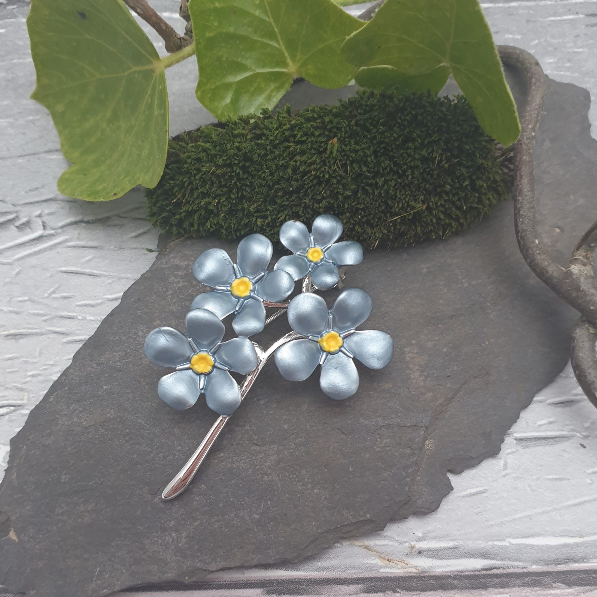 Forget-me-not Brooch