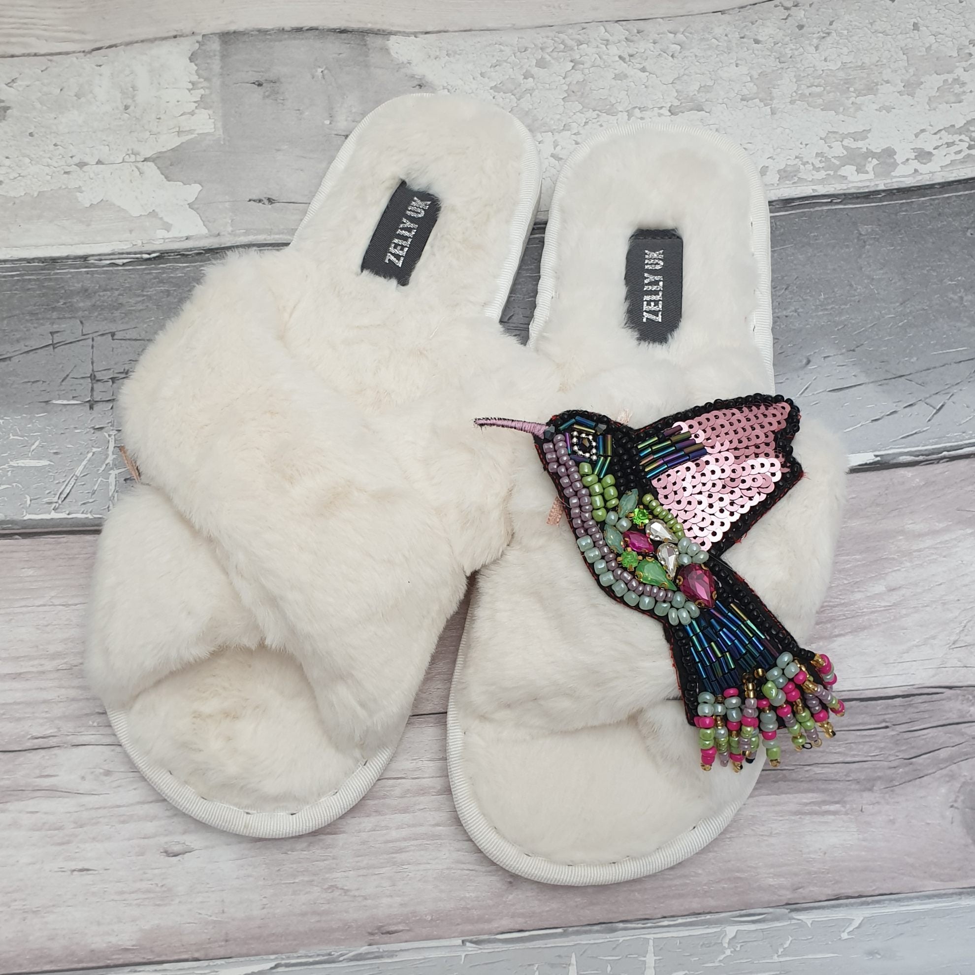 White slip best sale on slippers